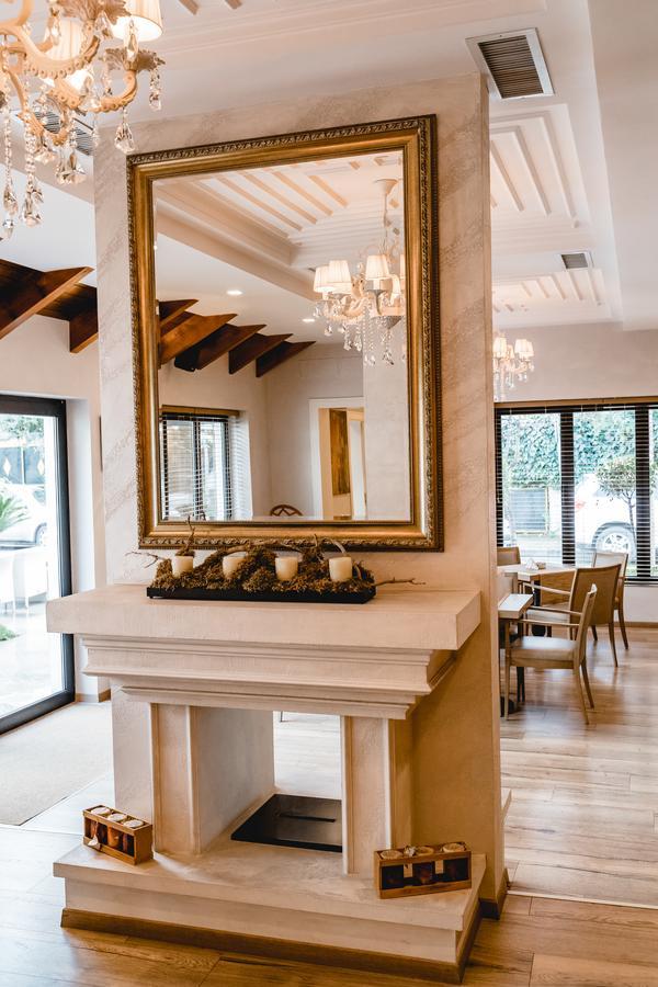 Green House Hotel & Restaurant Tirana Exterior foto