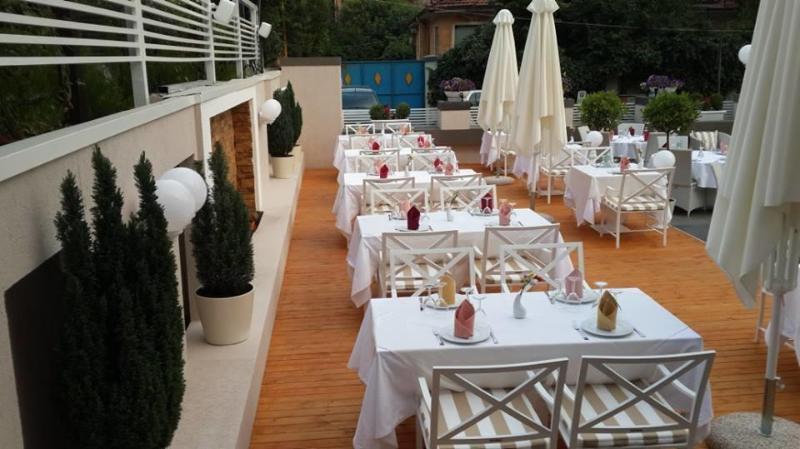 Green House Hotel & Restaurant Tirana Exterior foto