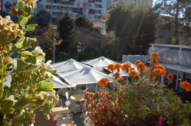 Green House Hotel & Restaurant Tirana Exterior foto