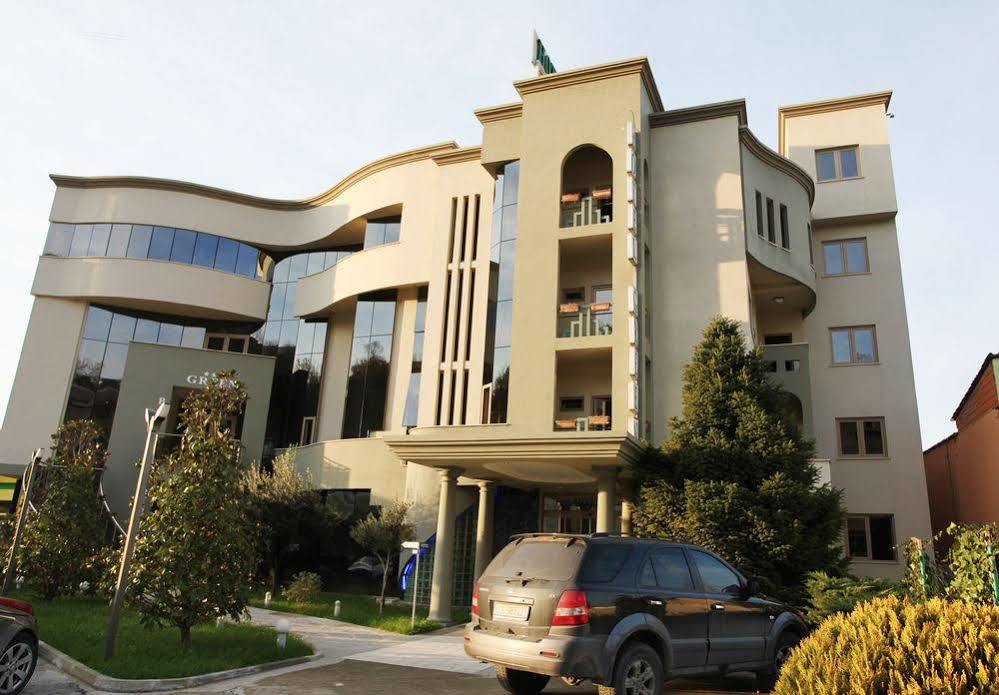 Green House Hotel & Restaurant Tirana Exterior foto